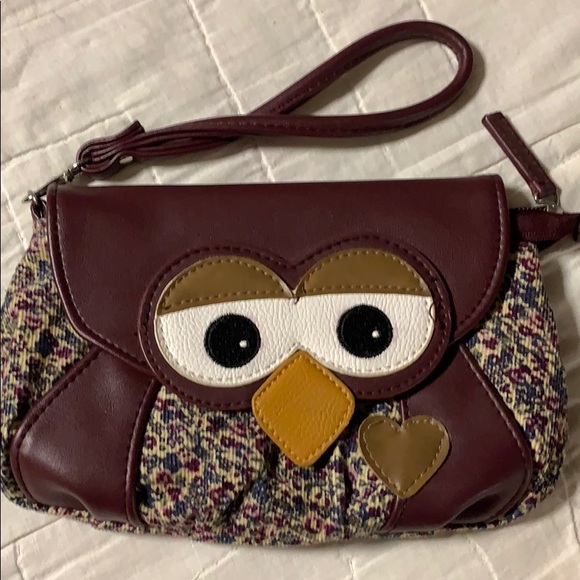 Elephant backpack and 2 Owl wristlets. - Picture 8 of 10